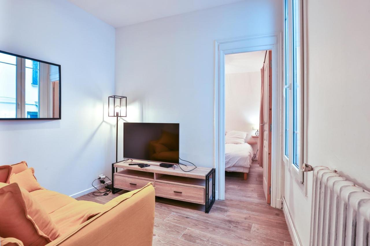 Apartmán Fully Equipped, Ac & Central As Can Be Nice Exteriér fotografie